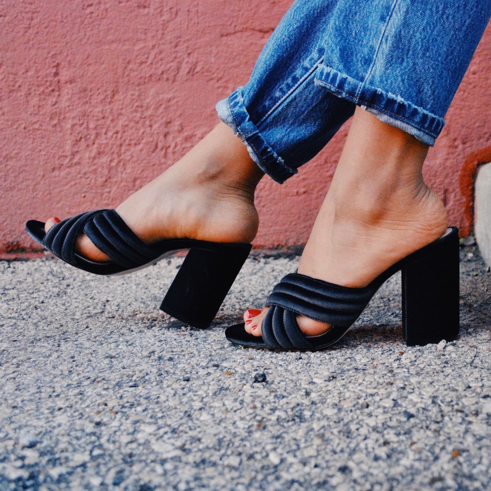 NEW Raye Bella Velvet Mules